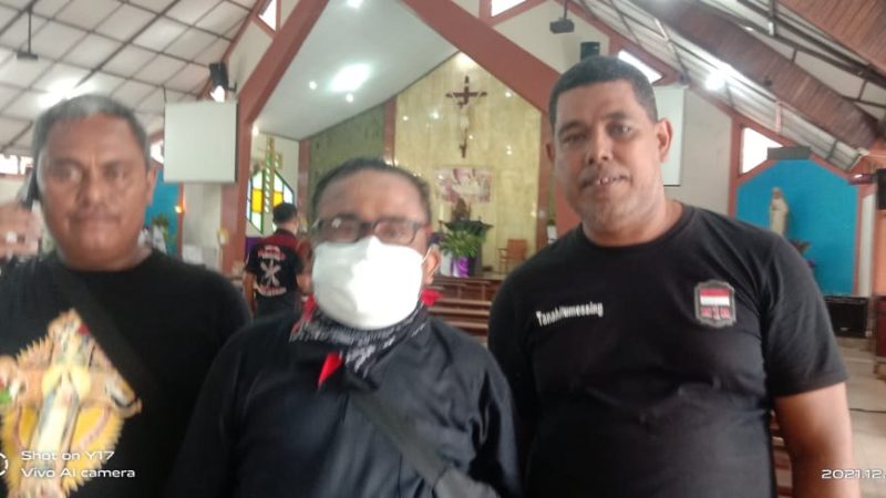 Sambut Natal Ormas Maluku Satu Rasa Salam Sarane Provinsi Papua Gelar Bersih-bersih Gereja dan Jaga Kamtibmas di Kota Jayapura