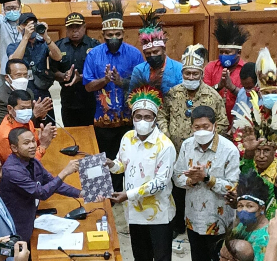 Ketua Asosiasi Bupati Saireri: Mungkin bicara Merdeka baru aspirasi Pemekaran bisa dijawab!