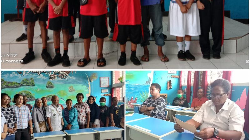Peduli Pendidikan di Papua Anggota DPRP Yonas Nusi bantu,1 set Meja-Kursi ke-SMPN 1 Kota Jayapura