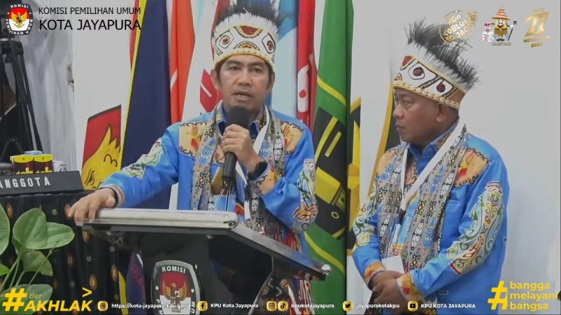 Usai lakukan Pendaftaran di KPU Kandidat Walikota Jayapura JBR Ajak warga kota Gunakan Hak Pilih mereka dengan baik