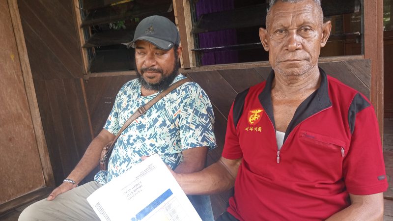 Ket.Tim CDOB, Teluk Ronari Pdt.Apolos Woisiri: Rakyat Mamberamo Jangan terpecah oleh hasil Pilgub Papua tetapi rapatkan barisan dukung Bupati bangun SDM dan Infrastruktur