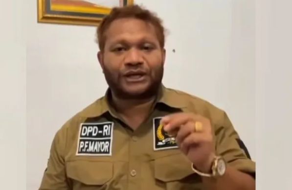 Senator Paul Finsen Mayor minta KLHK tindak tegas Kepala BBKSDA Papua terkait Pembakaran Mahkota Cenderawasih