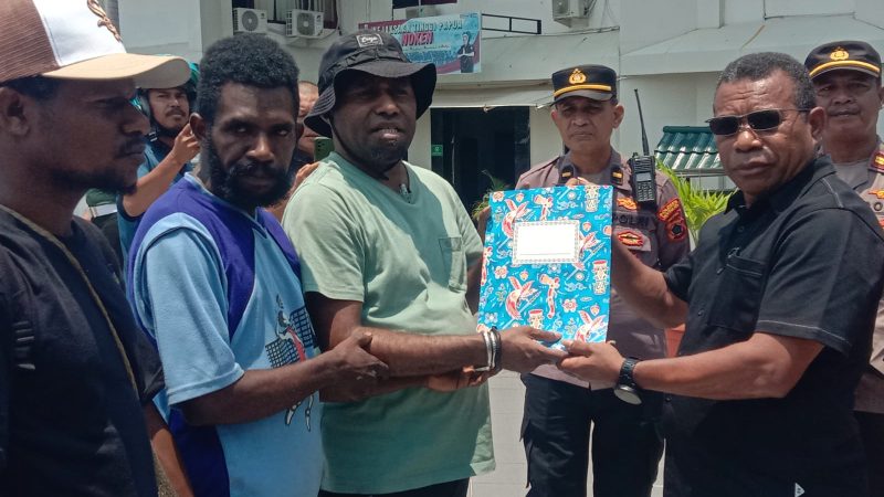 Aliansi Pemuda Papua: Penggeledahan Mantan Sekwan JW Terkesan Berpihak Kejati Diminta Ungkap Dana Cadangan Rp44 Miliar